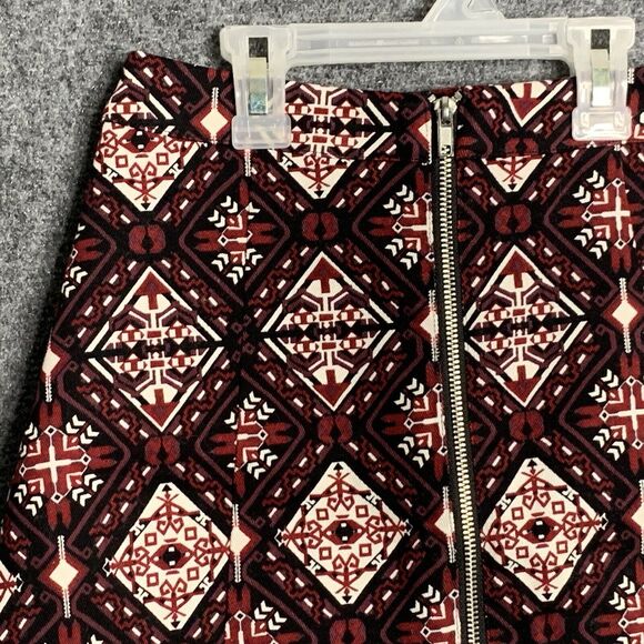 H&M Flare Mini Skirt Pattern Denim With Front Zipper Women 2 Lined - Picture 4 of 15